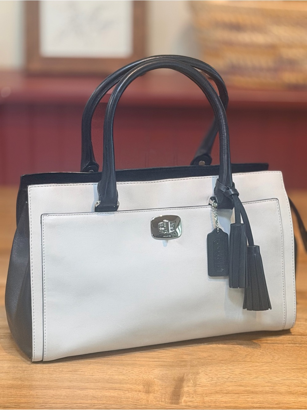 Coach Legacy Two-Tone Chelsea Leather Carryall Bag Mushroom Black 25805
